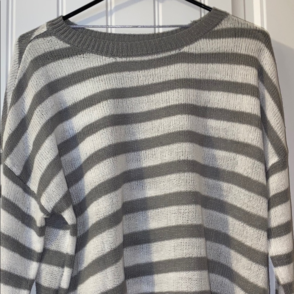 Sweater, gray,white,stripes